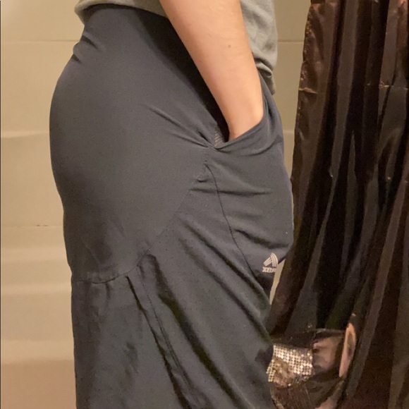 Running shorts - Picture 2 of 5